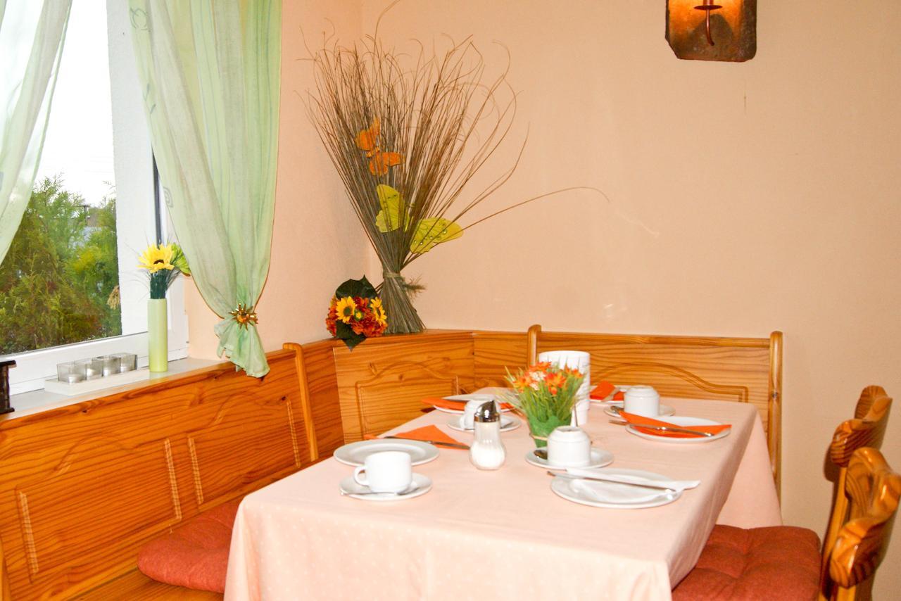 Waigolshausen Hotel Schonunger Bucht المظهر الخارجي الصورة